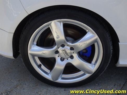 Used 2008 Volkswagen R32 AWD/4WD image 31