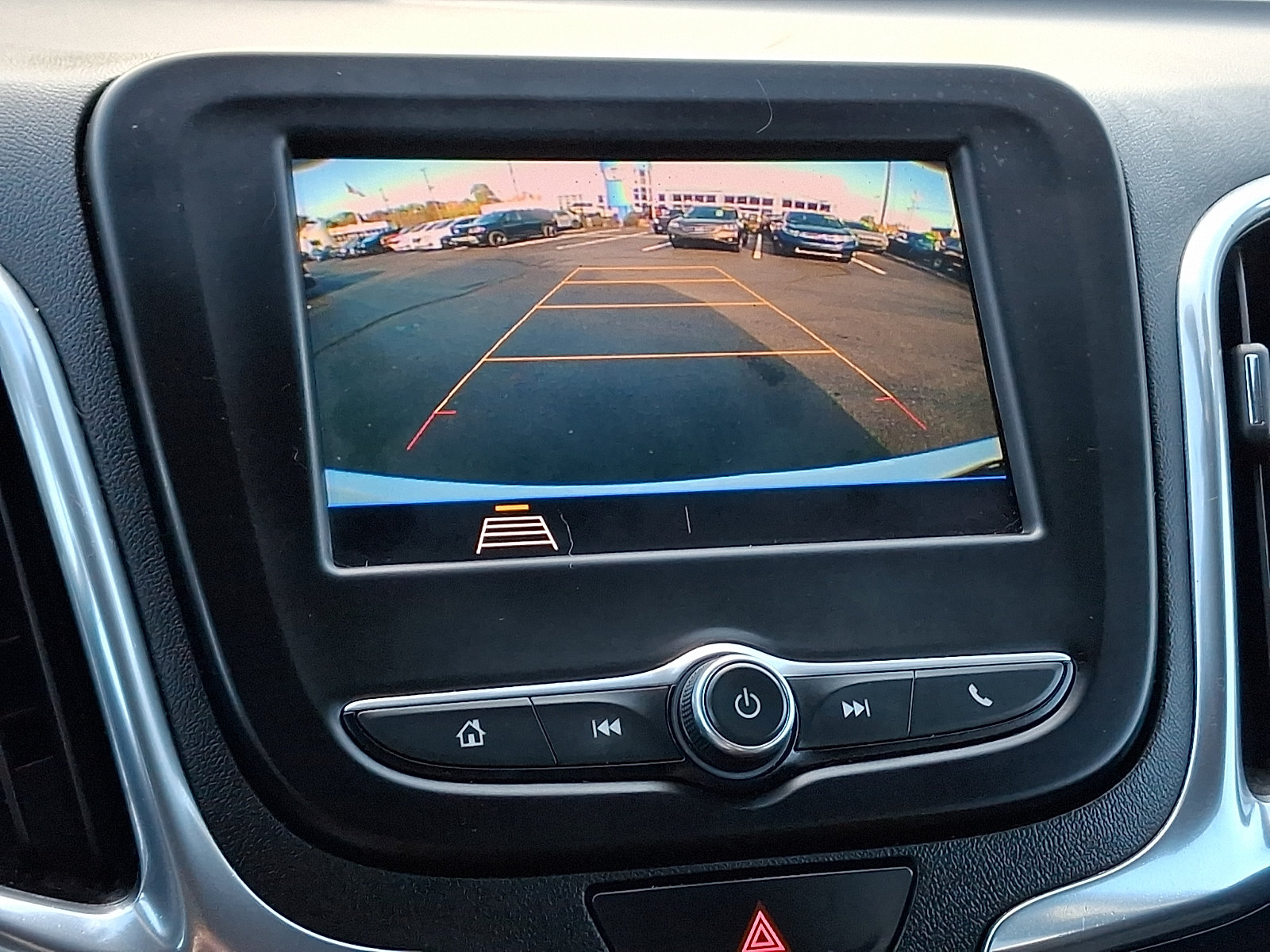 Used 2020 Chevrolet Equinox LT AWD/4WD image 18