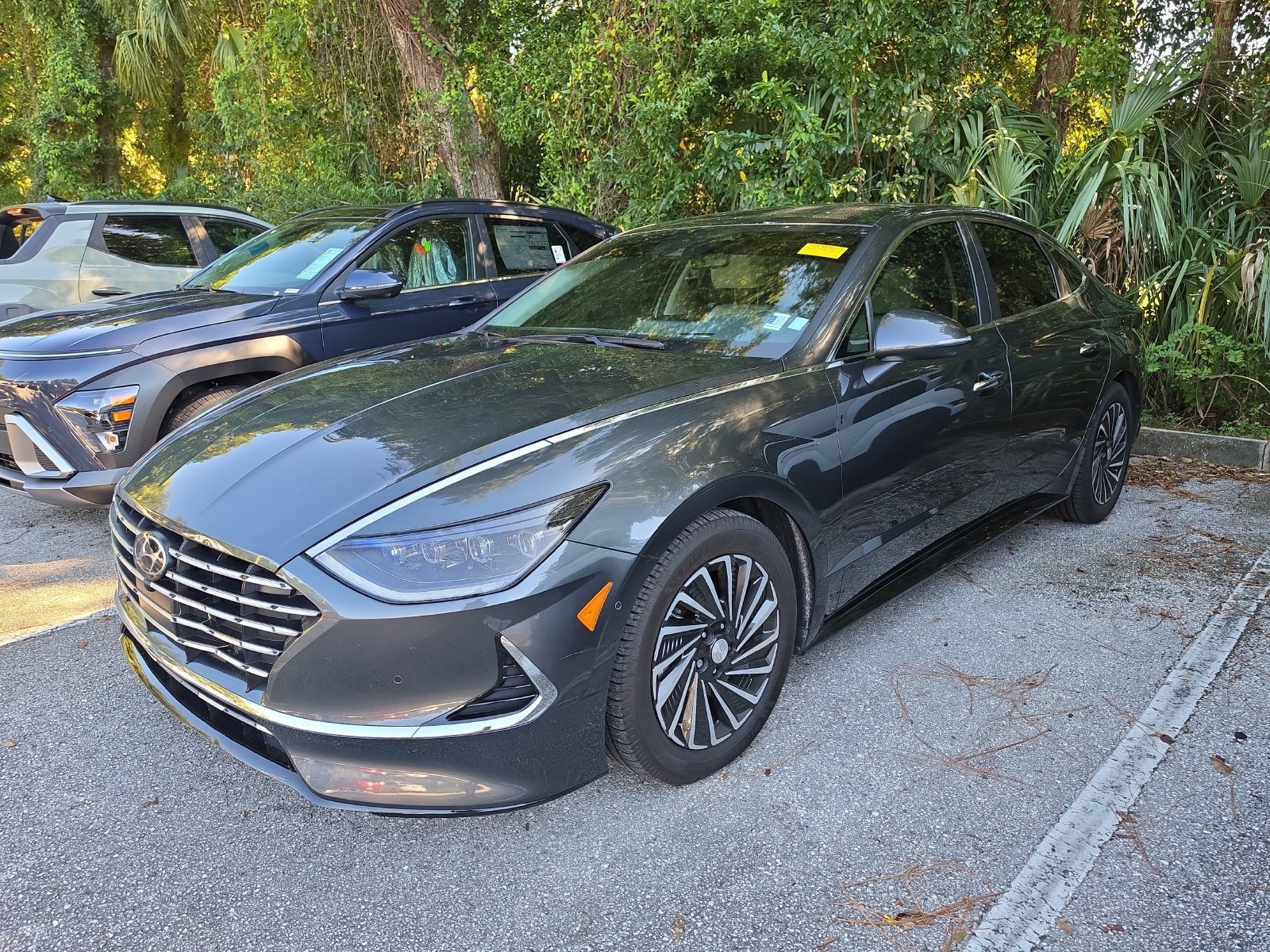 Used 2022 Hyundai Sonata Limited FWD image 5