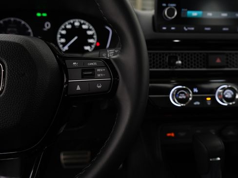 Used 2025 Honda Civic Sport image 21