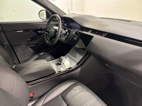 Used 2024 Land Rover Range Rover Evoque S image 24
