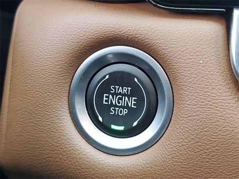 Used 2024 GMC Canyon AT4 w/ Canyon Safety Plus Package image 25