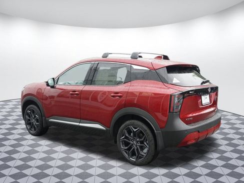 New 2025 Nissan Kicks SR image 5