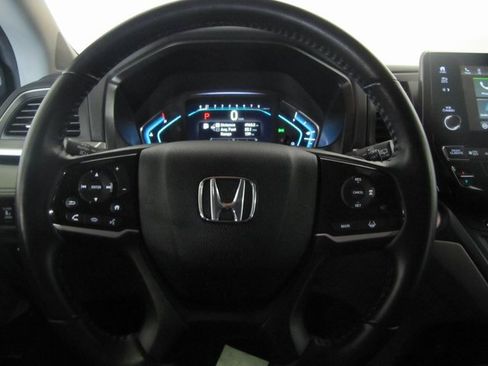 Certified 2019 Honda Odyssey EX-L image 3