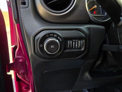 Used 2021 Jeep Wrangler Unlimited Sport image 13