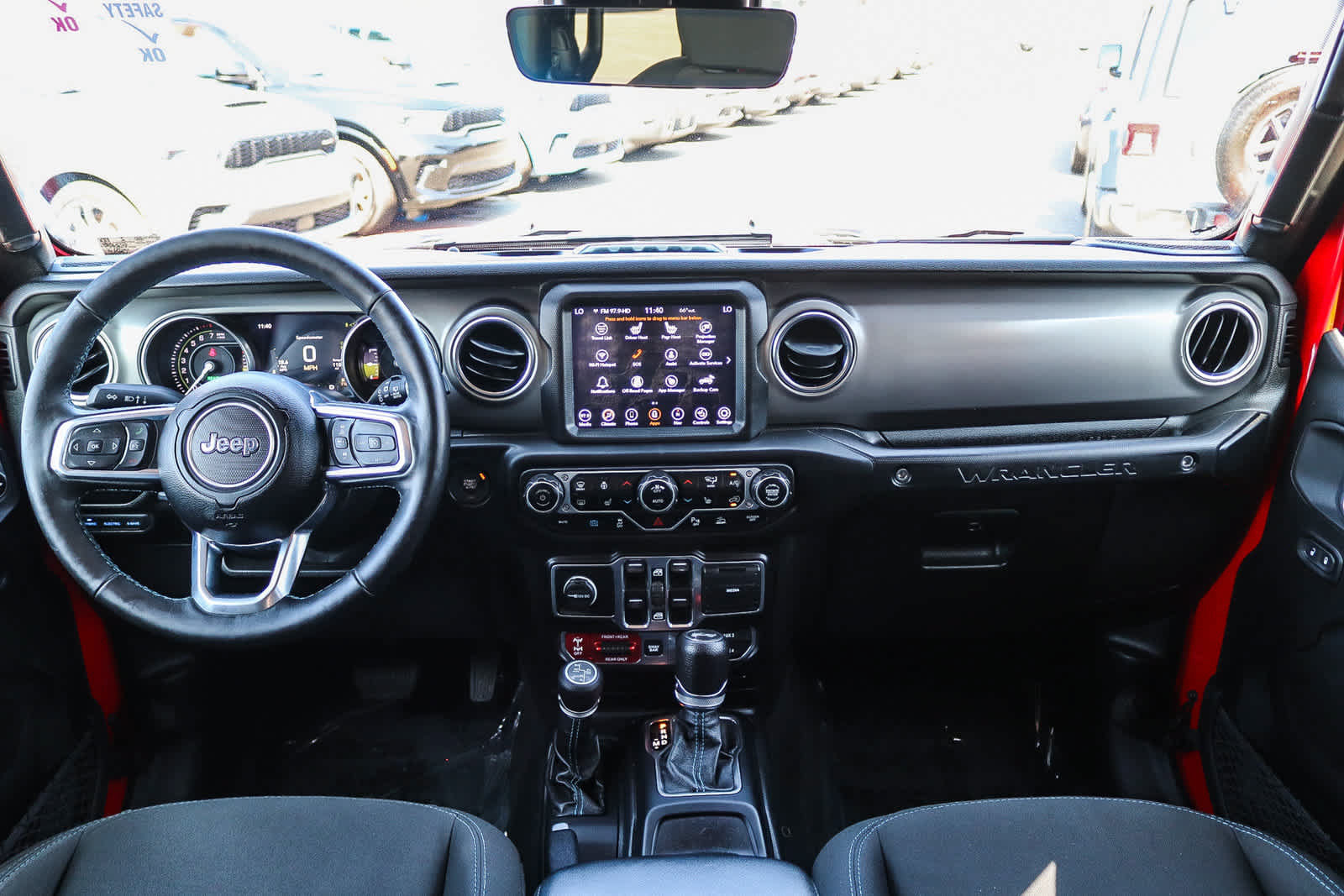 Used 2021 Jeep Wrangler Unlimited Rubicon 4xe w/ Cold Weather Group AWD/4WD image 12