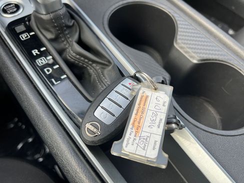 Used 2025 Nissan Altima 2.5 SV image 22