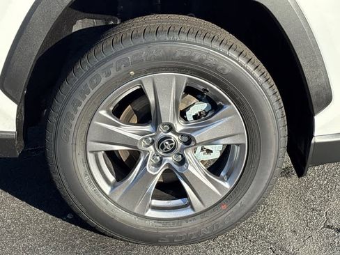 New 2025 Toyota RAV4 LE image 32