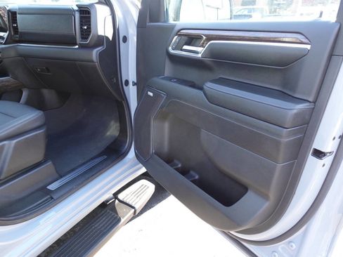 Used 2024 GMC Sierra 1500 Elevation w/ Elevation Premium Package image 37