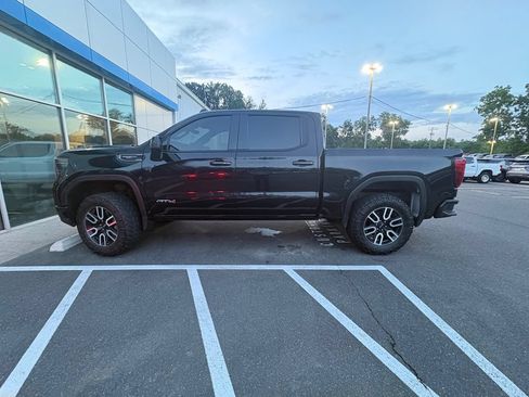 Used 2022 GMC Sierra 1500 AT4 w/ AT4 Premium Package AWD/4WD image 6