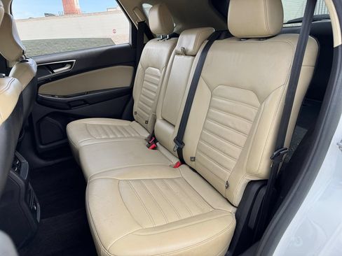 Used 2015 Ford Edge SEL w/ Equipment Group 201A FWD image 18