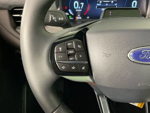 New 2026 Ford Explorer Platinum image 25