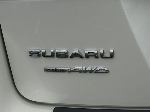 Used 2023 Subaru Crosstrek 2.5i Limited AWD/4WD image 10