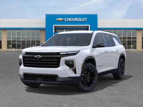 New 2026 Chevrolet Traverse LT w/ Midnight/Sport Edition AWD/4WD image 6