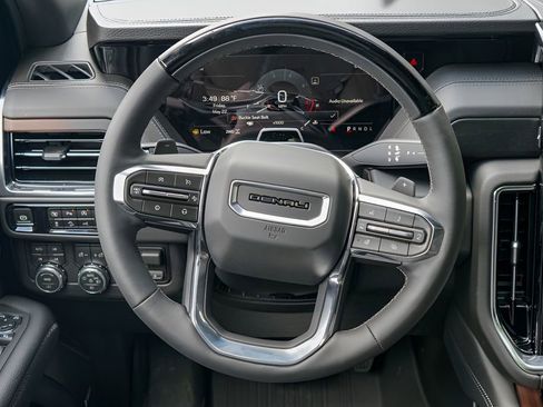 New 2026 GMC Yukon Denali w/ Denali Reserve Package AWD/4WD image 23