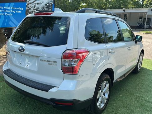 Used 2016 Subaru Forester 2.5i Premium AWD/4WD image 7