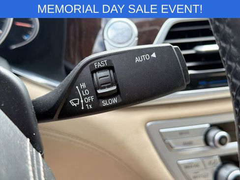 Used 2016 BMW 750i xDrive AWD/4WD image 32