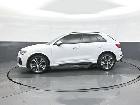 Used 2022 Audi Q3 2.0T Premium Plus w/ Premium Plus Package image 4