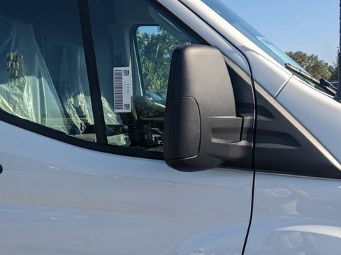 New 2024 Ford Transit 250 148 Medium Roof image 12