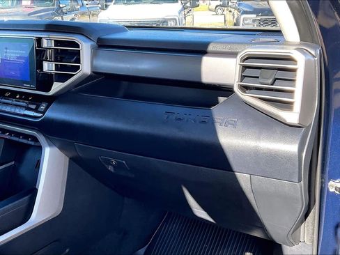 Used 2022 Toyota Tundra SR5 image 17