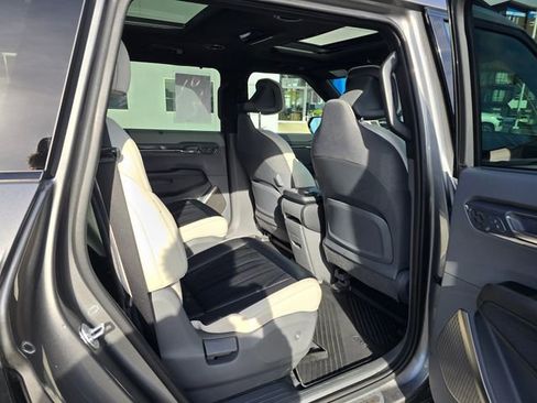 Certified 2024 Kia EV9 GT-Line image 17