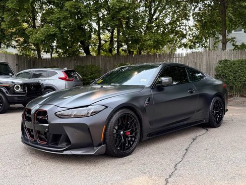 Used 2025 BMW M4 CS AWD/4WD image 2