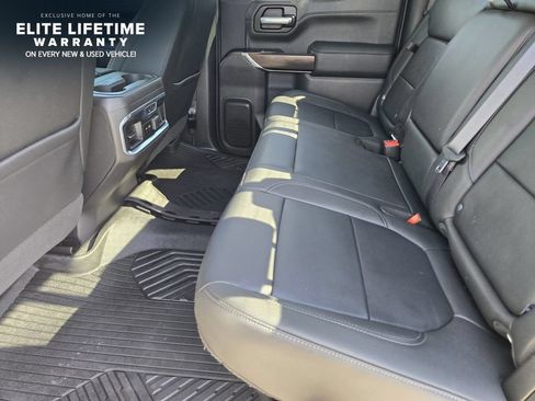 Used 2021 GMC Sierra 1500 SLT AWD/4WD image 29