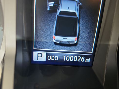Used 2021 Toyota Tacoma SR w/ SX Package RWD image 11