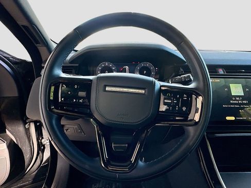 Used 2024 Land Rover Range Rover Velar Dynamic SE AWD/4WD image 11