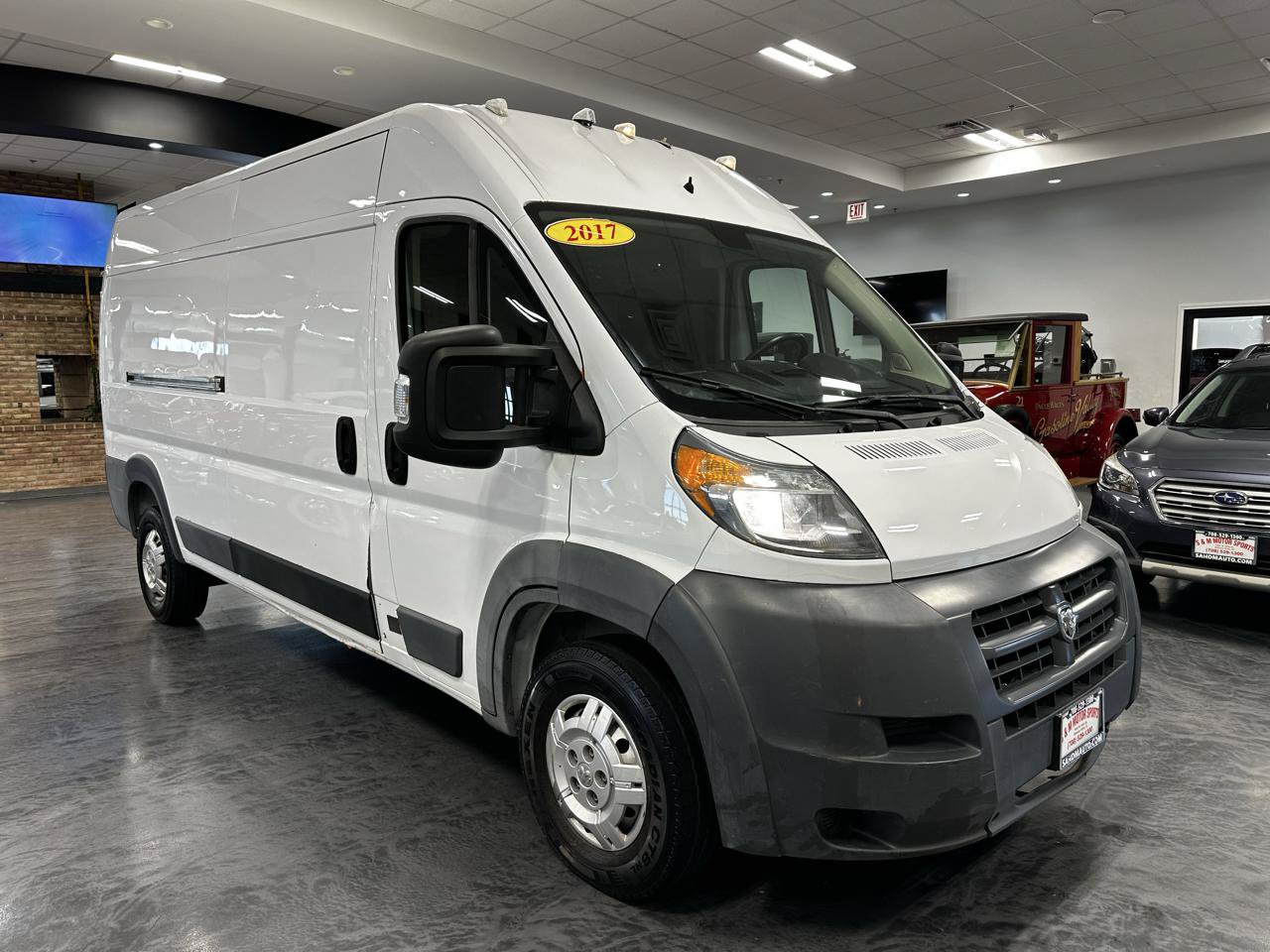 Used 2017 RAM ProMaster 2500 FWD image 3
