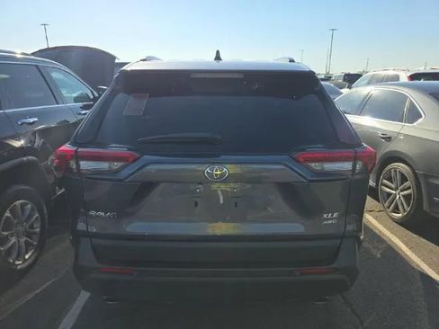 Used 2024 Toyota RAV4 XLE AWD/4WD image 3