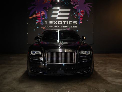 Used 2015 Rolls-Royce Ghost RWD image 3
