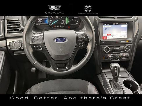 Used 2018 Ford Explorer XLT w/ Equipment Group 202A image 11