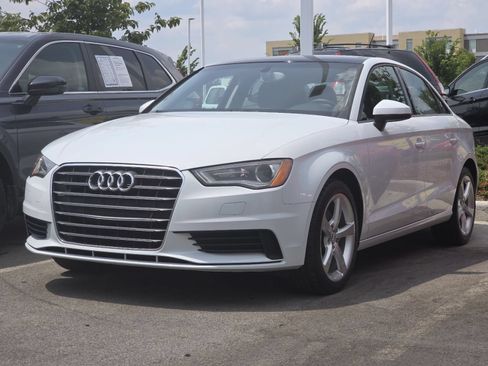 Used 2015 Audi A3 1.8T Premium w/ Cold Weather Package FWD image 4