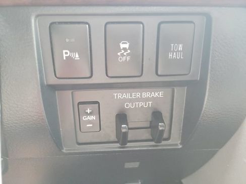 Used 2019 Toyota Tundra 1794 Edition AWD/4WD image 26