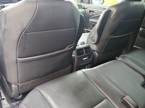 Used 2019 Honda Pilot EX-L image 18