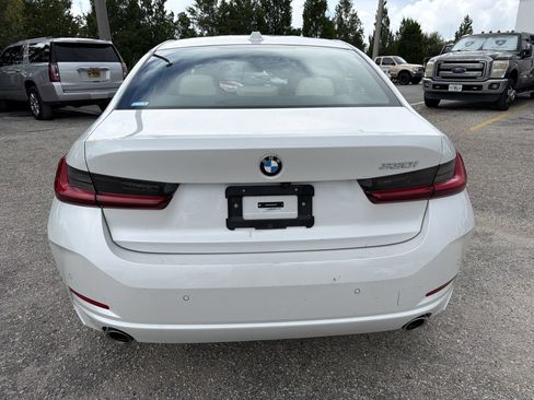 Certified 2025 BMW 330i Sedan w/ Convenience Package RWD image 5