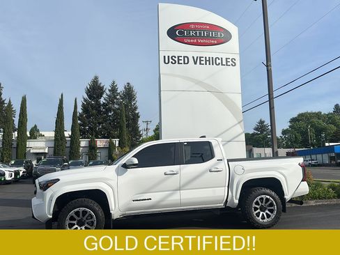Certified 2024 Toyota Tacoma SR5 AWD/4WD image 1