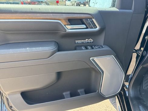 New 2026 Chevrolet Silverado 1500 High Country w/ Midnight Edition AWD/4WD image 18
