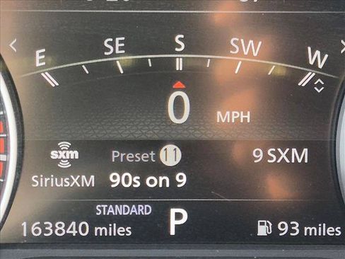 Used 2022 Nissan Pathfinder SL FWD image 9