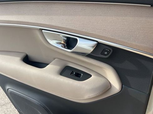 New 2026 Volvo XC90 T8 Plus w/ Protection Package Premier AWD/4WD image 27
