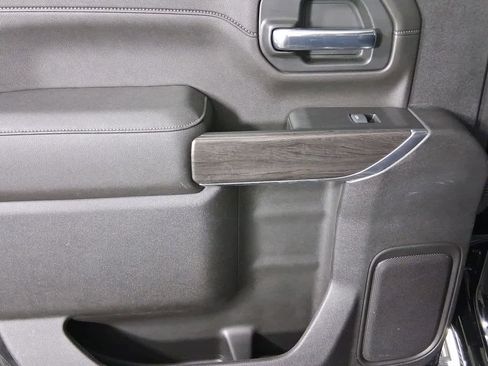 Used 2023 Chevrolet Silverado 2500 LTZ image 12