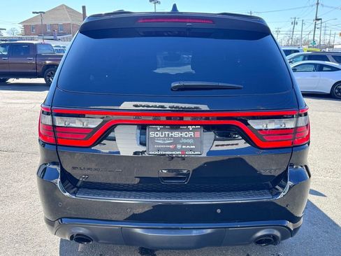 Used 2023 Dodge Durango SRT image 6