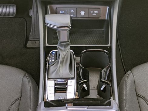 New 2026 Hyundai Tucson SE image 17