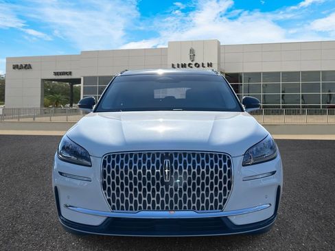 New 2026 Lincoln Corsair Premiere image 8