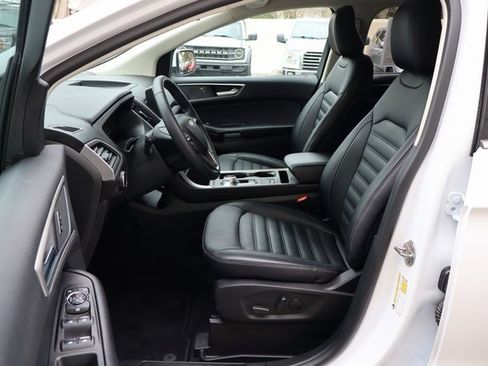 Used 2024 Ford Edge SEL image 17