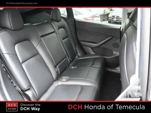Used 2021 Tesla Model Y Long Range AWD/4WD image 19