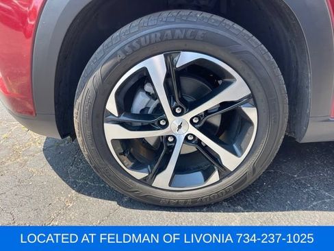 Used 2024 Chevrolet Trax RS w/ Driver Confidence Package FWD image 5