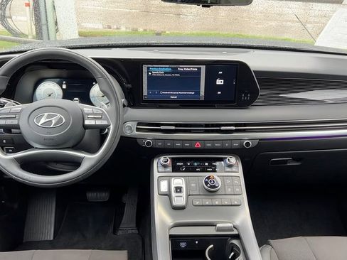 Certified 2025 Hyundai Palisade Calligraphy image 25