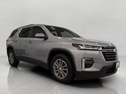 Used 2023 Chevrolet Traverse LT w/ LPO, Floor Liner Package AWD/4WD image 1